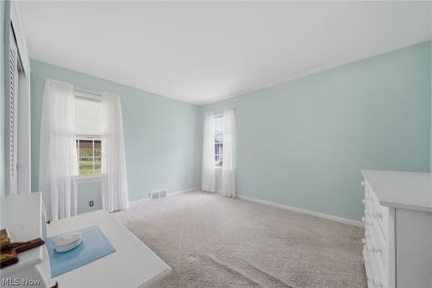 8885 Louisville Street Louisville OH 44641