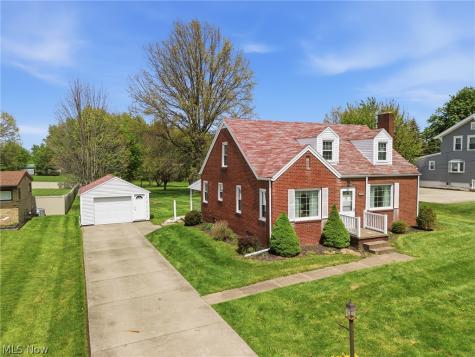 8885 Louisville Street Louisville OH 44641