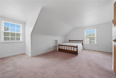 8885 Louisville Street Louisville OH 44641