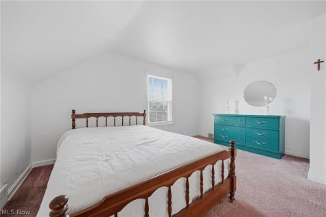 8885 Louisville Street Louisville OH 44641