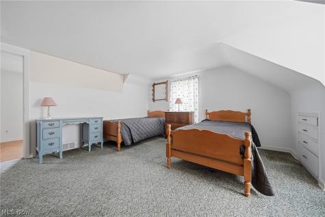 8885 Louisville Street Louisville OH 44641
