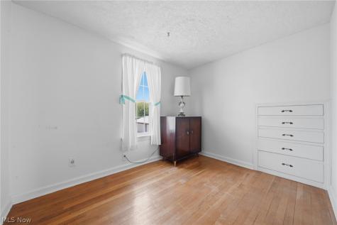 8885 Louisville Street Louisville OH 44641