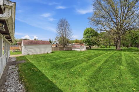 8885 Louisville Street Louisville OH 44641