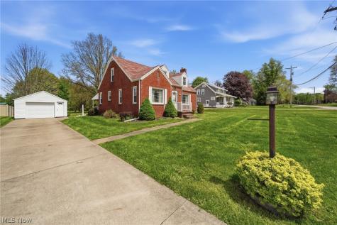 8885 Louisville Street Louisville OH 44641