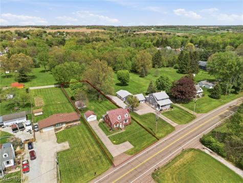 8885 Louisville Street Louisville OH 44641