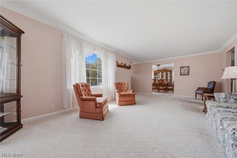 8885 Louisville Street Louisville OH 44641