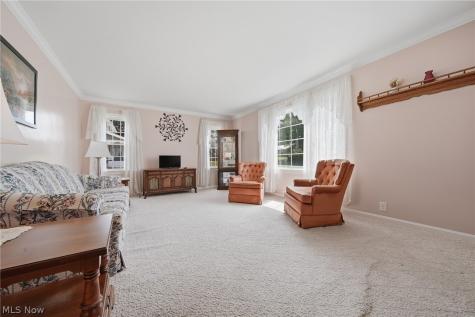 8885 Louisville Street Louisville OH 44641