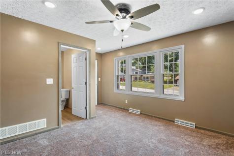 3865 Silver Wood Drive Stow OH 44224