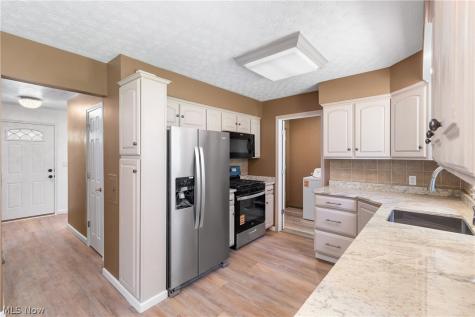3865 Silver Wood Drive Stow OH 44224