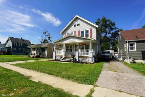 164 Brandtson Avenue Elyria OH 44035