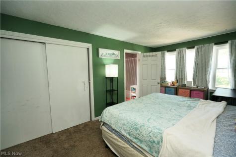 164 Brandtson Avenue Elyria OH 44035