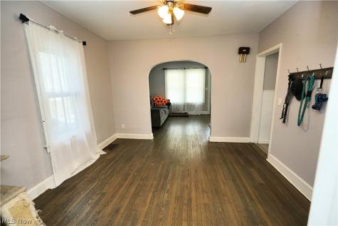 164 Brandtson Avenue Elyria OH 44035