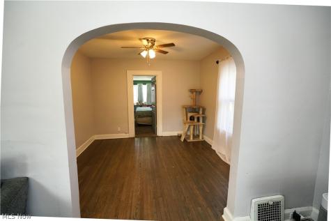 164 Brandtson Avenue Elyria OH 44035