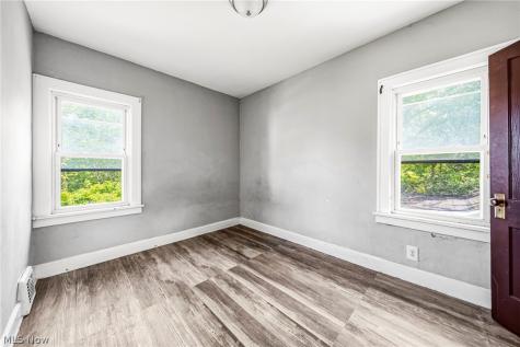 1735 Clarkstone Road Cleveland OH 44112
