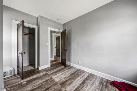 1735 Clarkstone Road Cleveland OH 44112