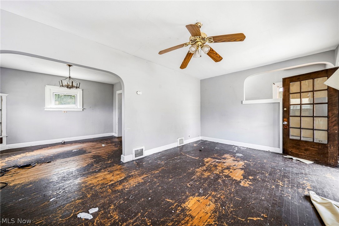 1735 Clarkstone Road Cleveland OH 44112