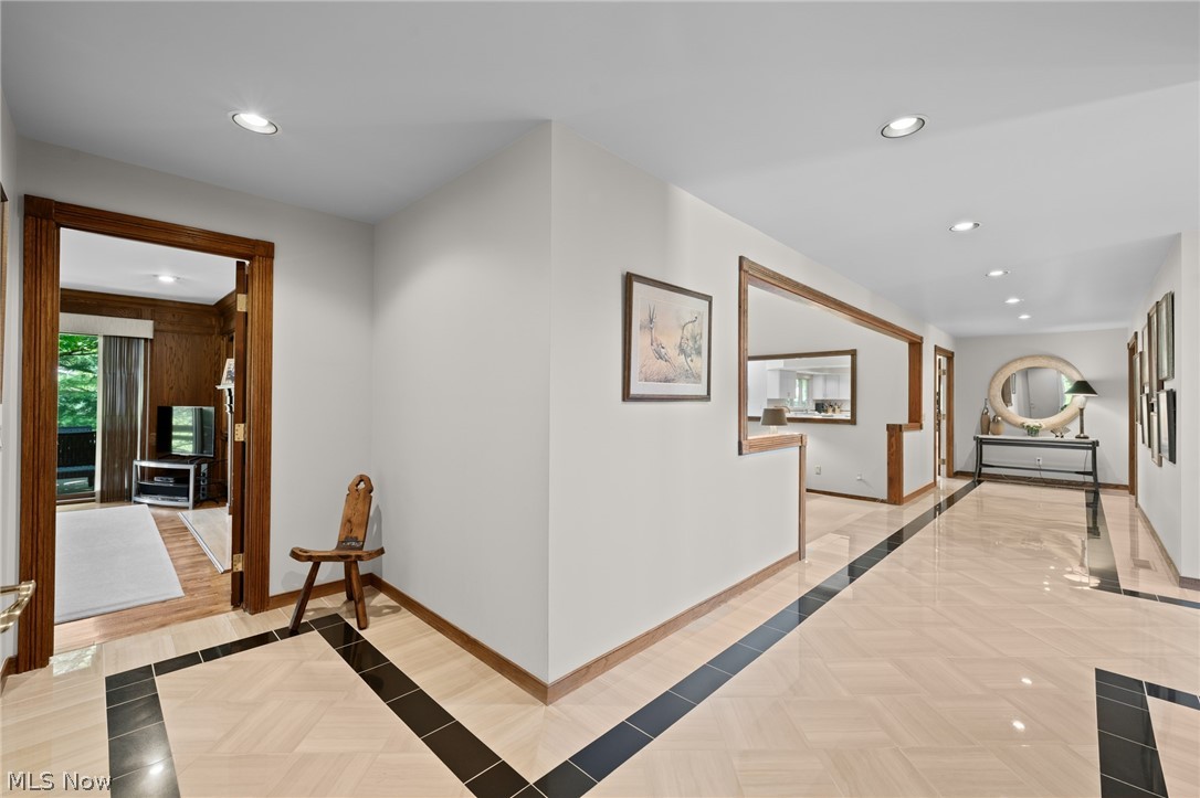 40 Fairway Trail Moreland Hills OH 44022