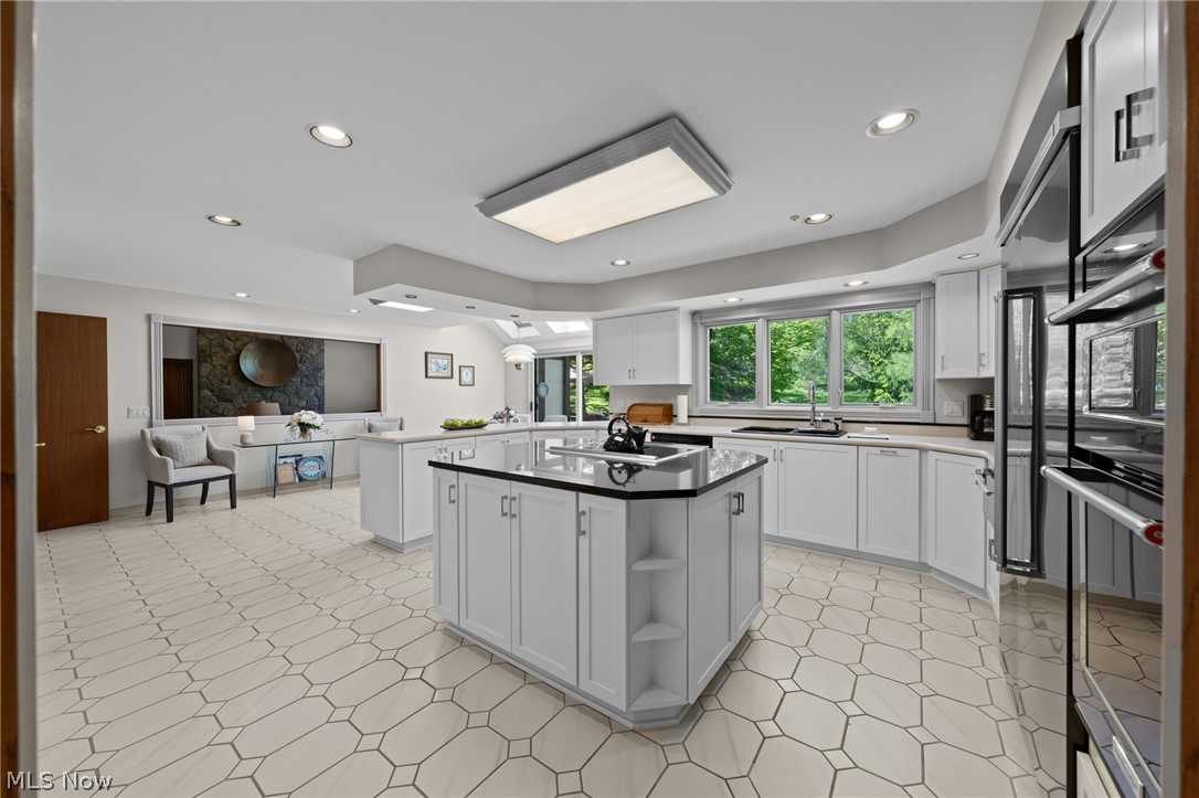 40 Fairway Trail Moreland Hills OH 44022