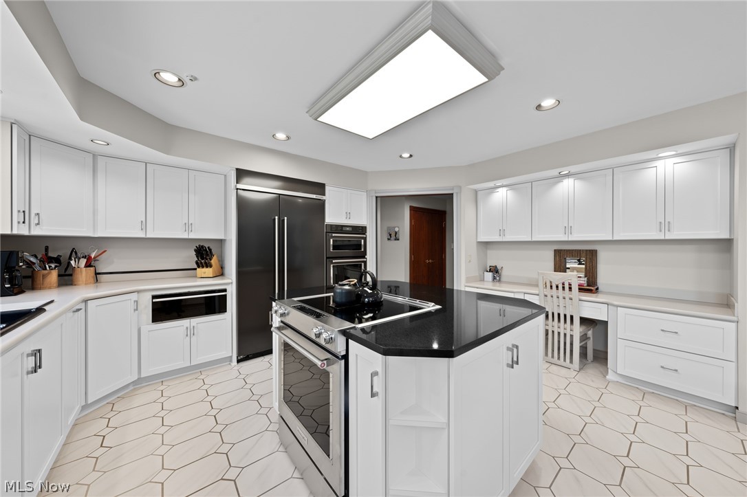 40 Fairway Trail Moreland Hills OH 44022
