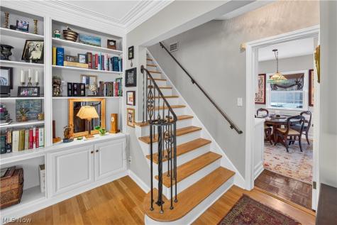 2621 Charney Road University Heights OH 44118