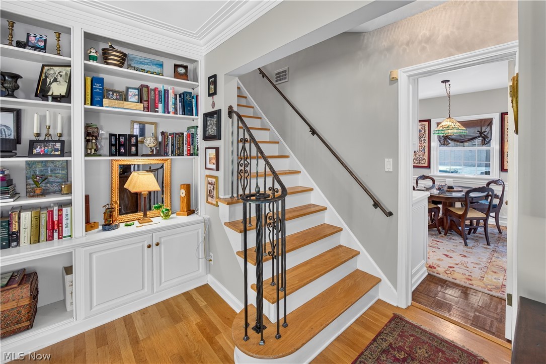 2621 Charney Road University Heights OH 44118