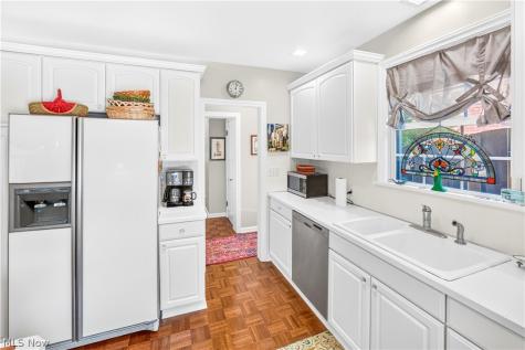 2621 Charney Road University Heights OH 44118