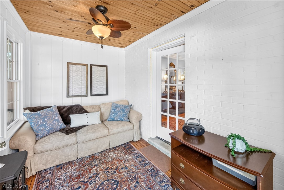 2621 Charney Road University Heights OH 44118