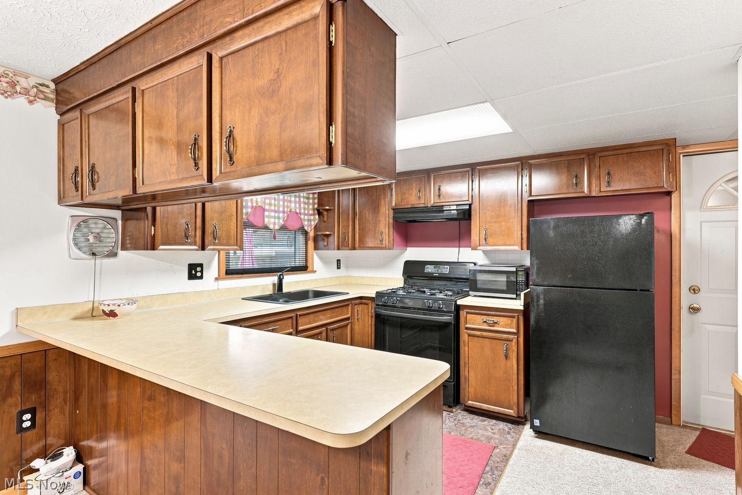 1947 Westwood Drive NW Warren OH 44485