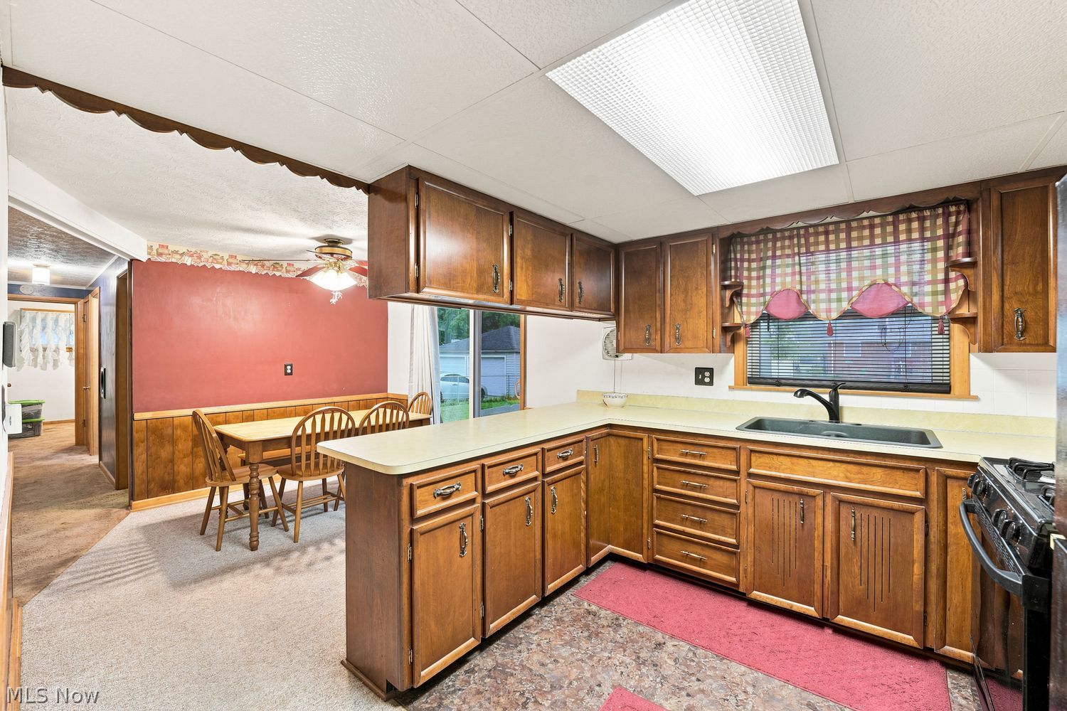 1947 Westwood Drive NW Warren OH 44485
