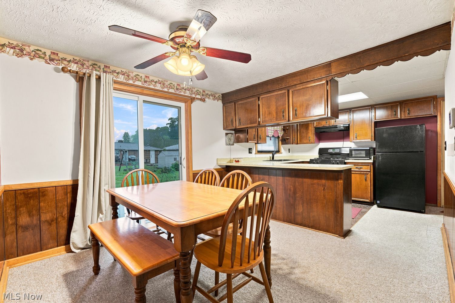 1947 Westwood Drive NW Warren OH 44485