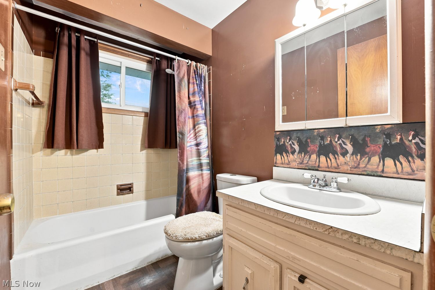 1947 Westwood Drive NW Warren OH 44485