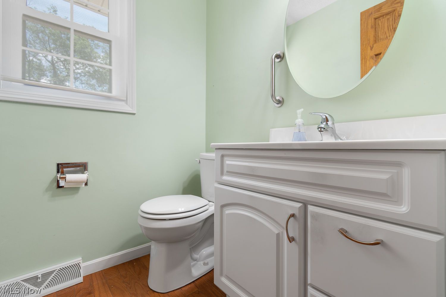 1134 Desert Street NE Uniontown OH 44685
