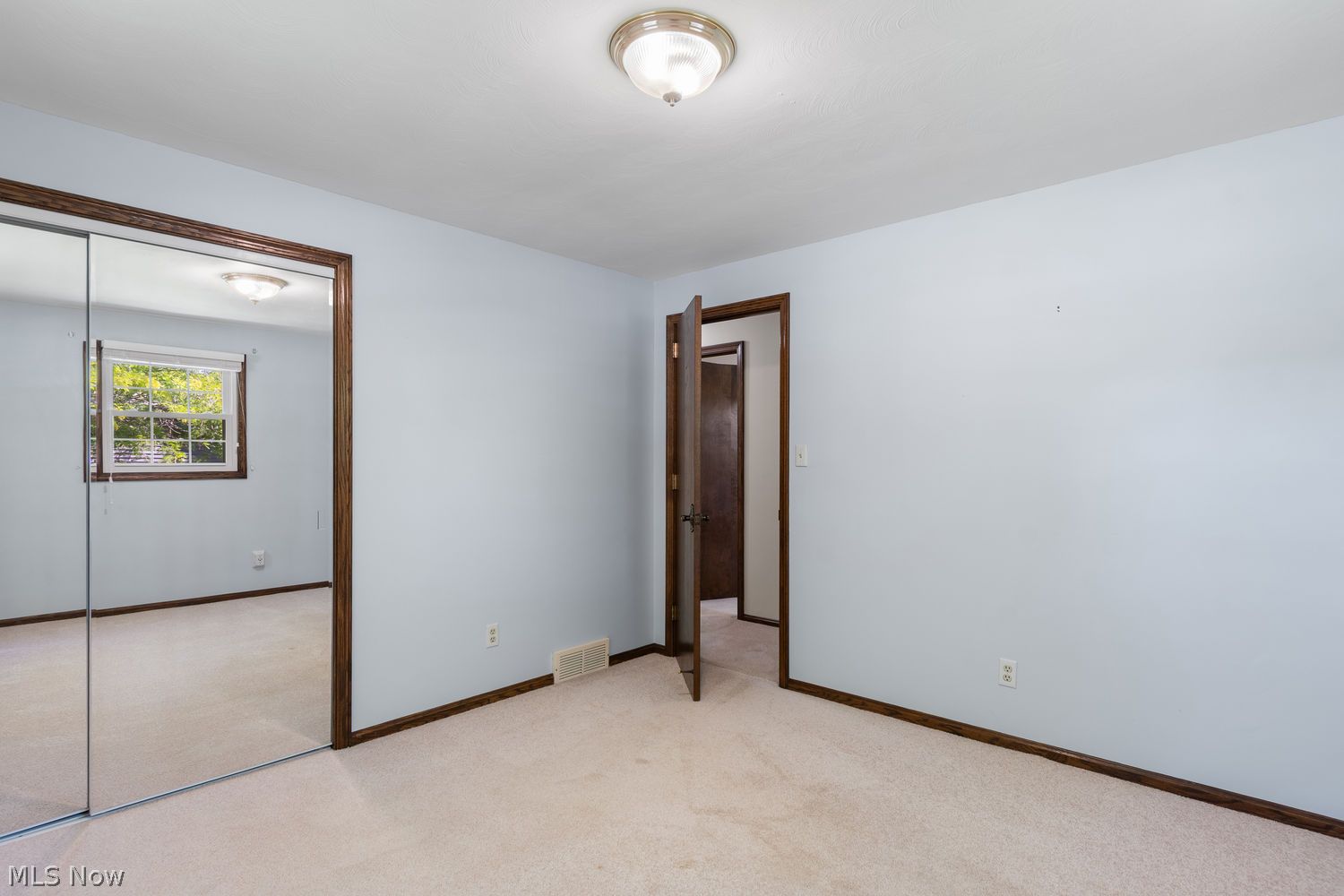 1134 Desert Street NE Uniontown OH 44685