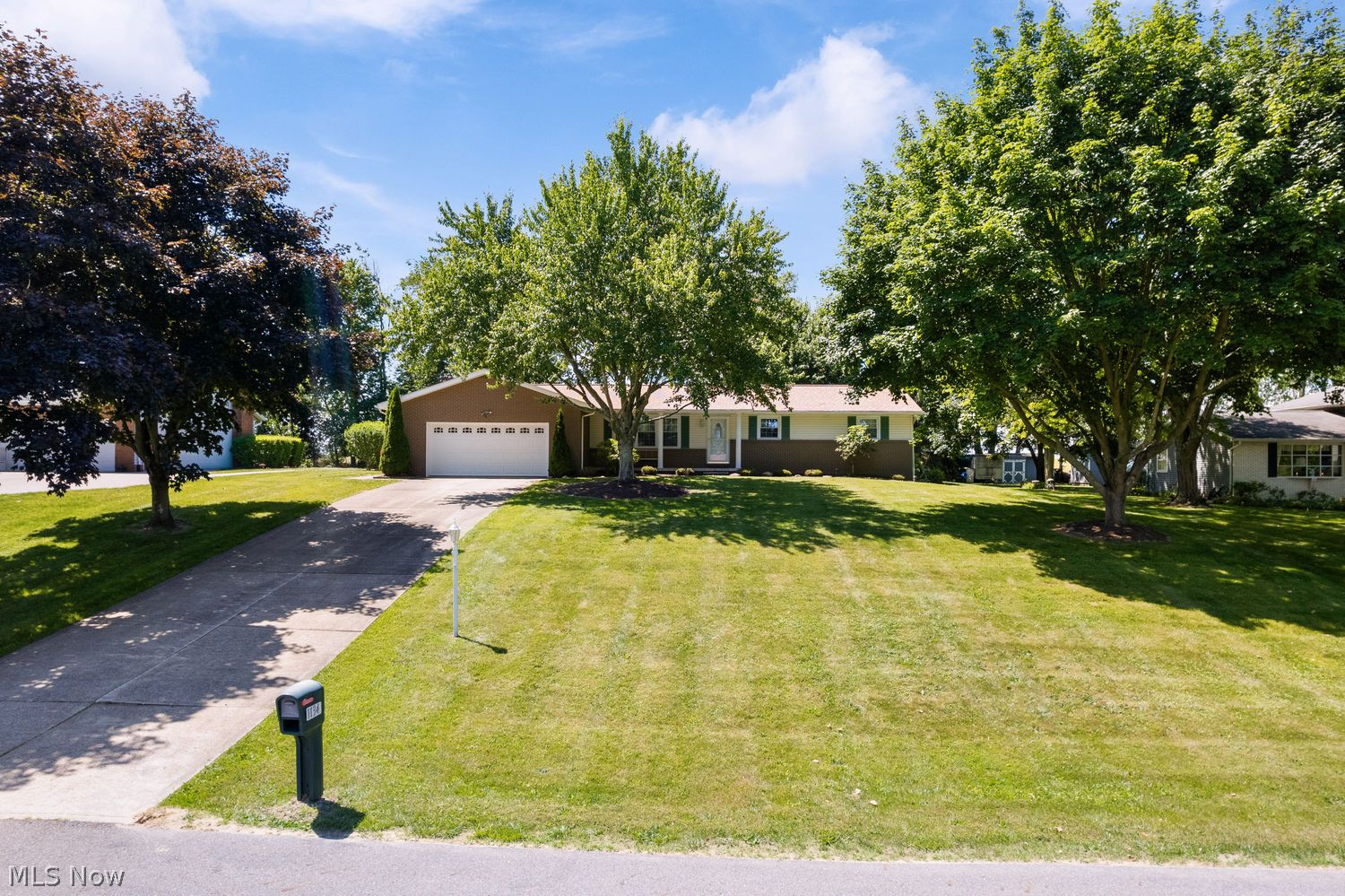 1134 Desert Street NE Uniontown OH 44685