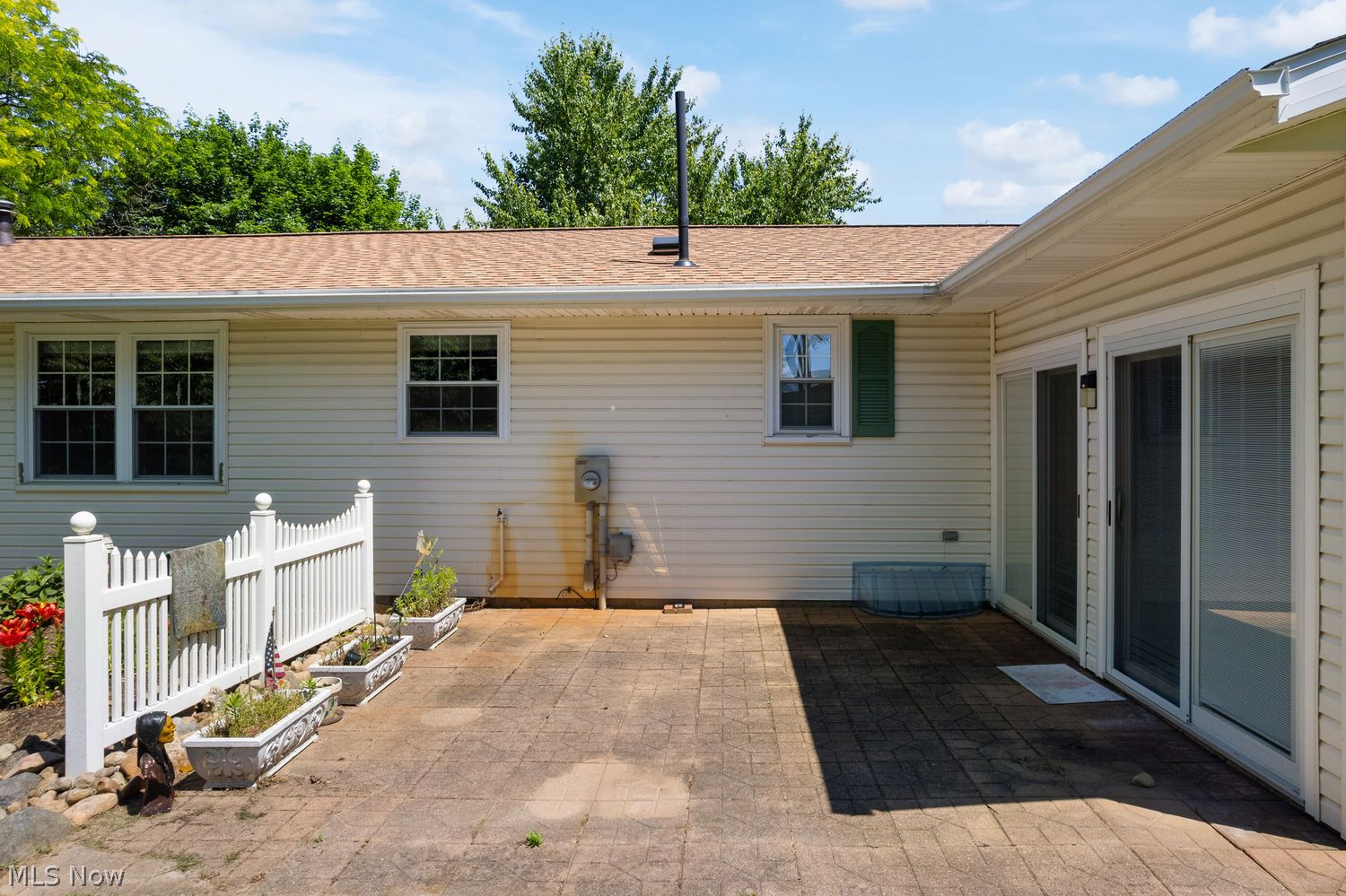 1134 Desert Street NE Uniontown OH 44685