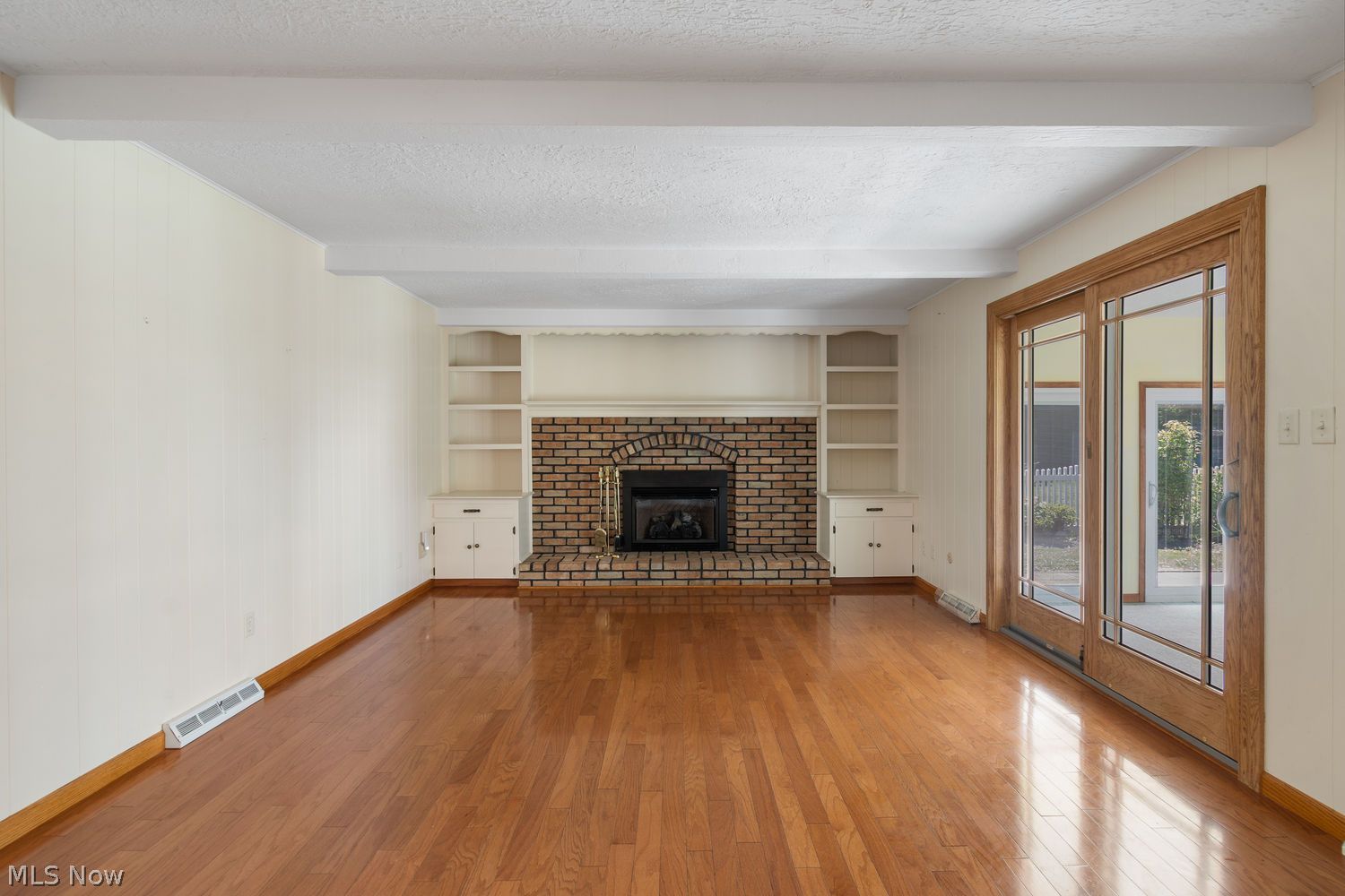 1134 Desert Street NE Uniontown OH 44685