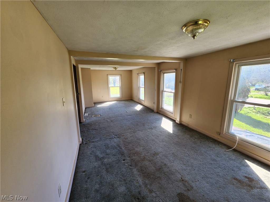 3174 Kinsman Road NW North Bloomfield OH 44450