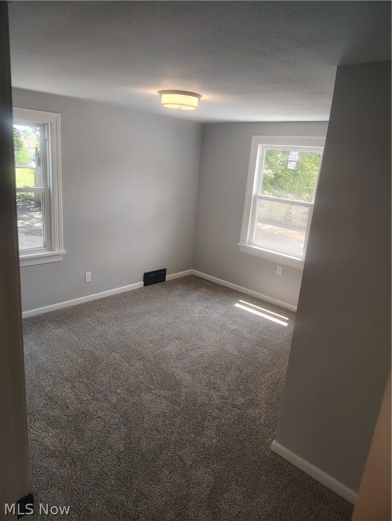 21 Fernwood Avenue Youngstown OH 44509