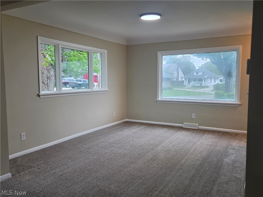 137 Hiler Street Conneaut OH 44030