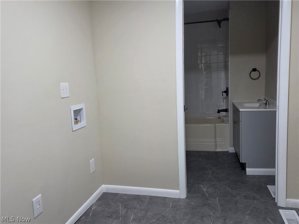 137 Hiler Street Conneaut OH 44030