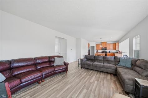 4418 Chevron Circle SW Massillon OH 44646