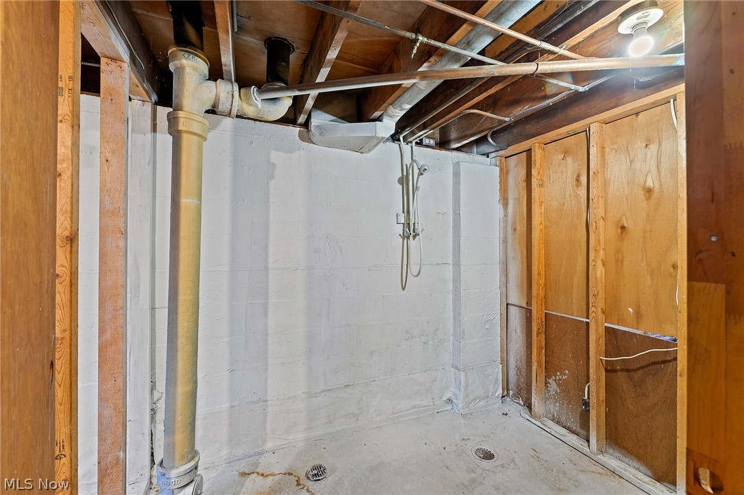 435 Cedar Drive Cortland OH 44410