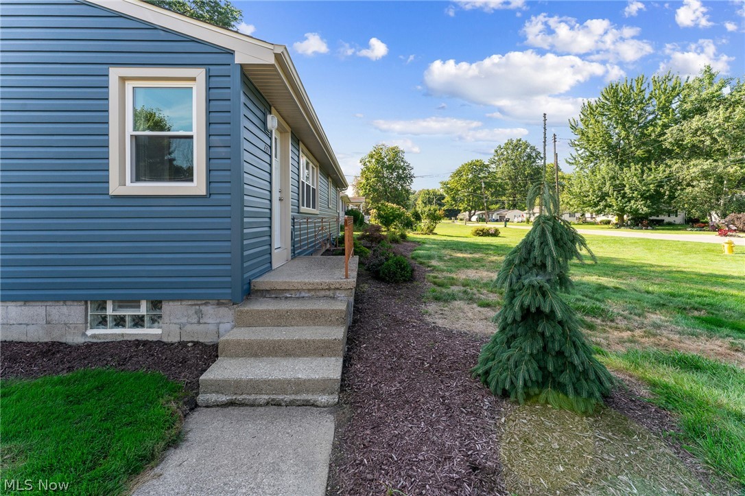 435 Cedar Drive Cortland OH 44410