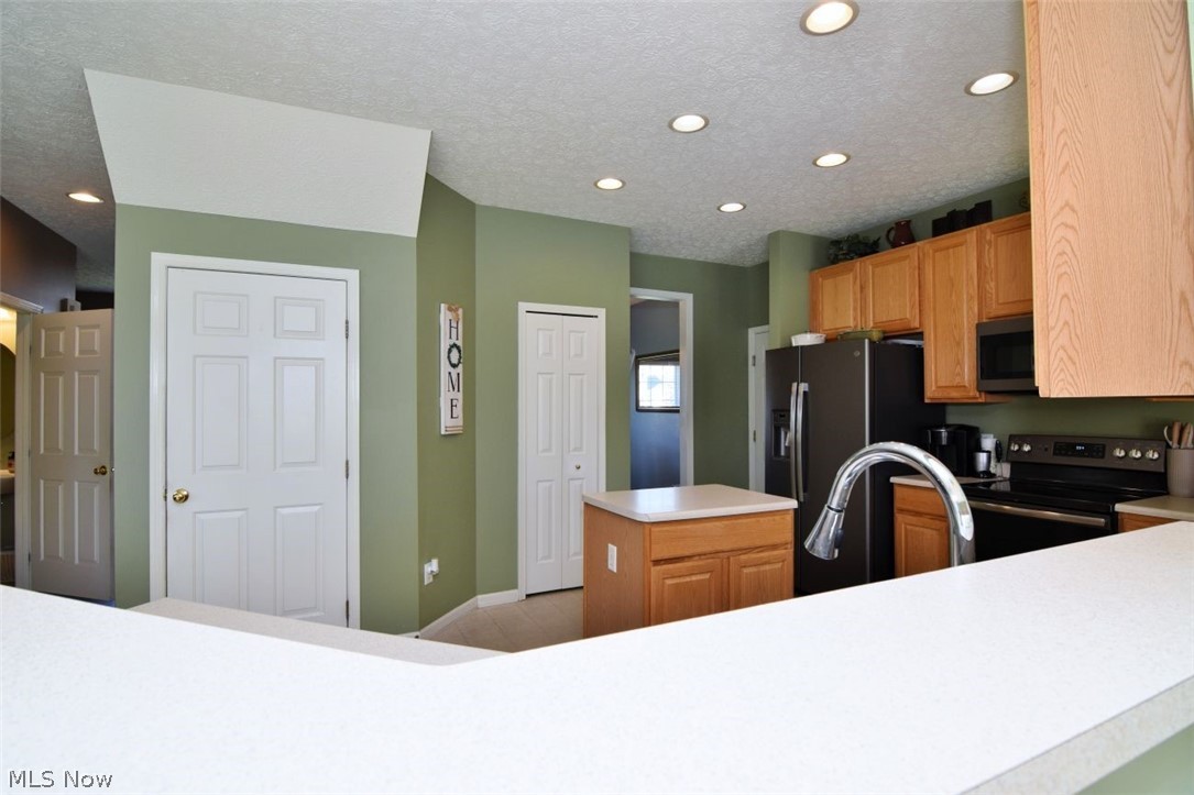 2752 Pinegate Drive Norton OH 44203