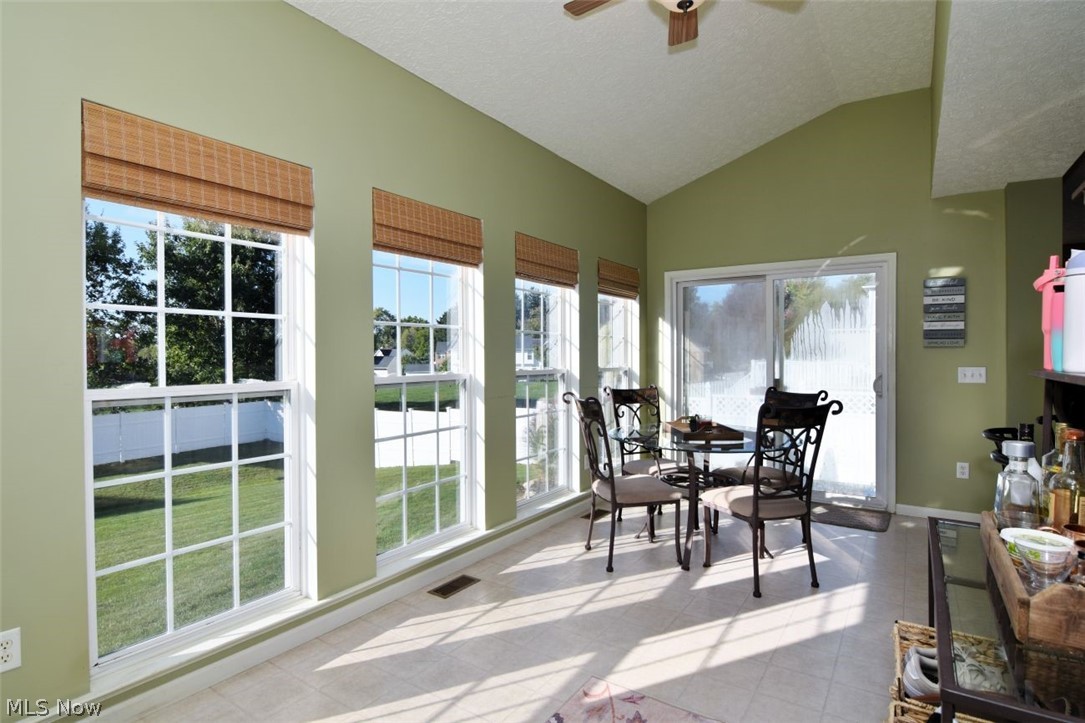 2752 Pinegate Drive Norton OH 44203