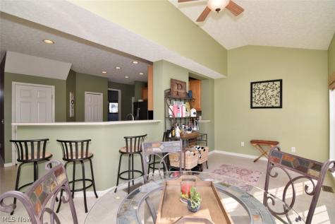 2752 Pinegate Drive Norton OH 44203