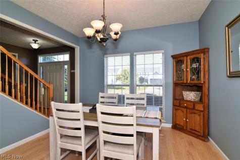 2752 Pinegate Drive Norton OH 44203