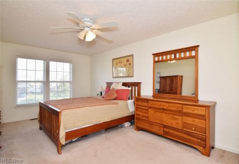2752 Pinegate Drive Norton OH 44203