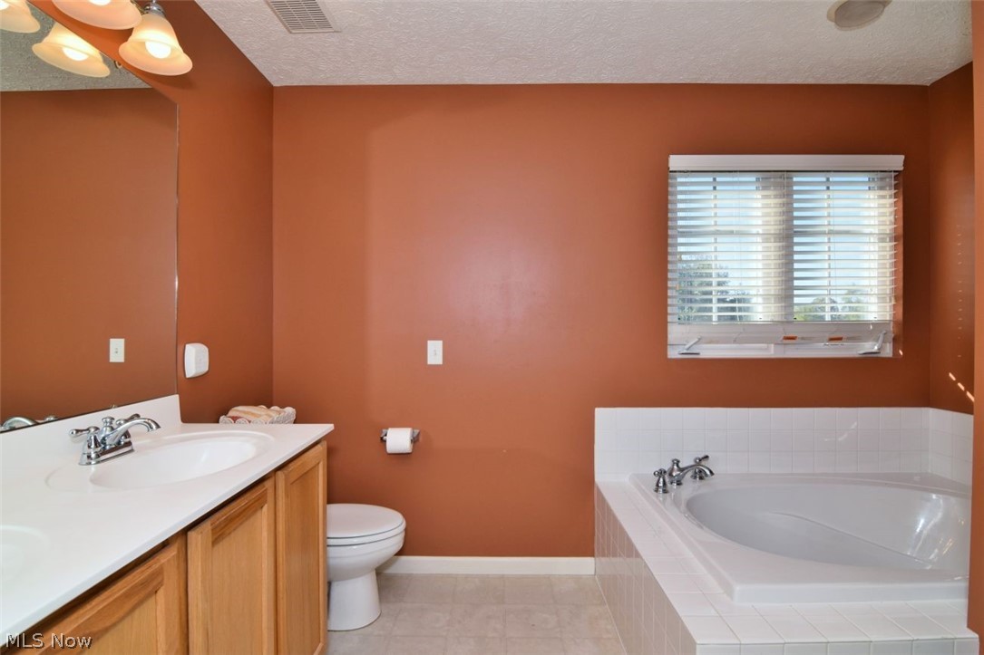 2752 Pinegate Drive Norton OH 44203