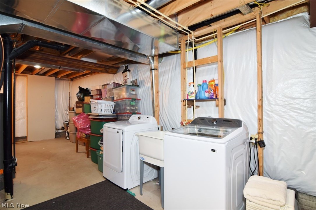 2752 Pinegate Drive Norton OH 44203